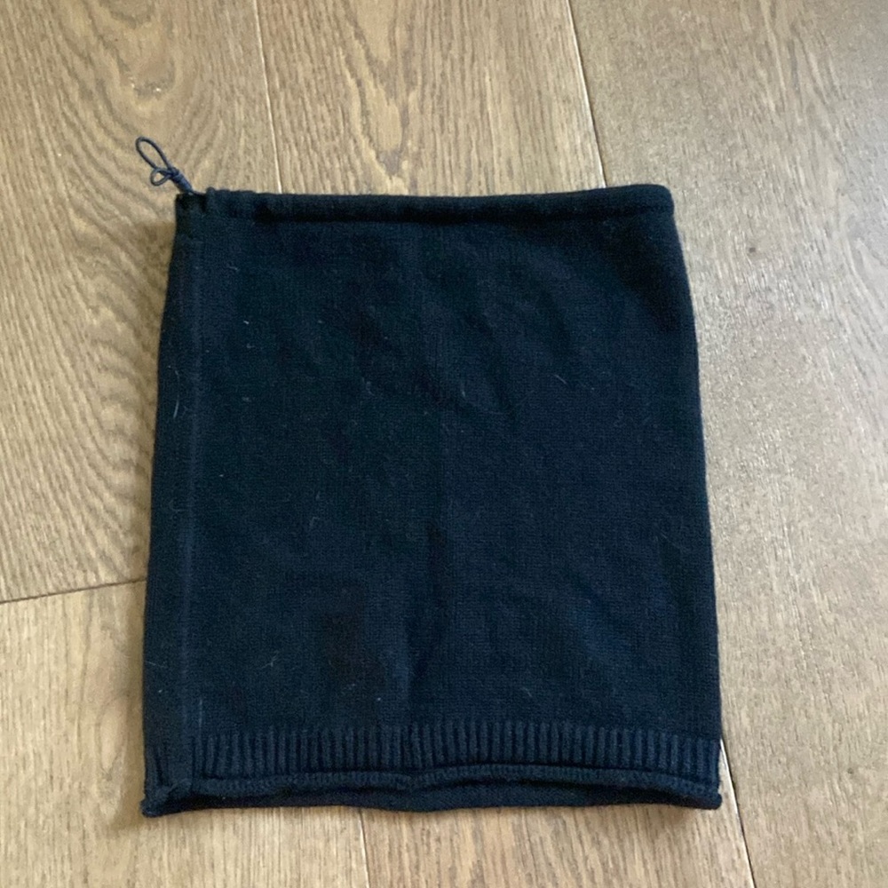 NWOT - Banana Republic Women’s Sweater Gator